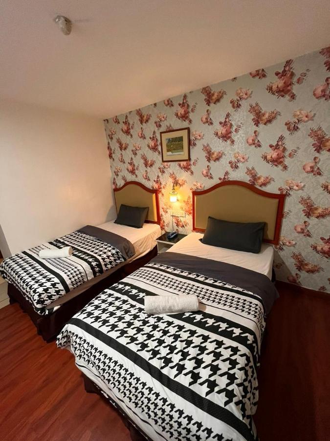 Mr Hotel Nusa Bestari Skudai Dış mekan fotoğraf