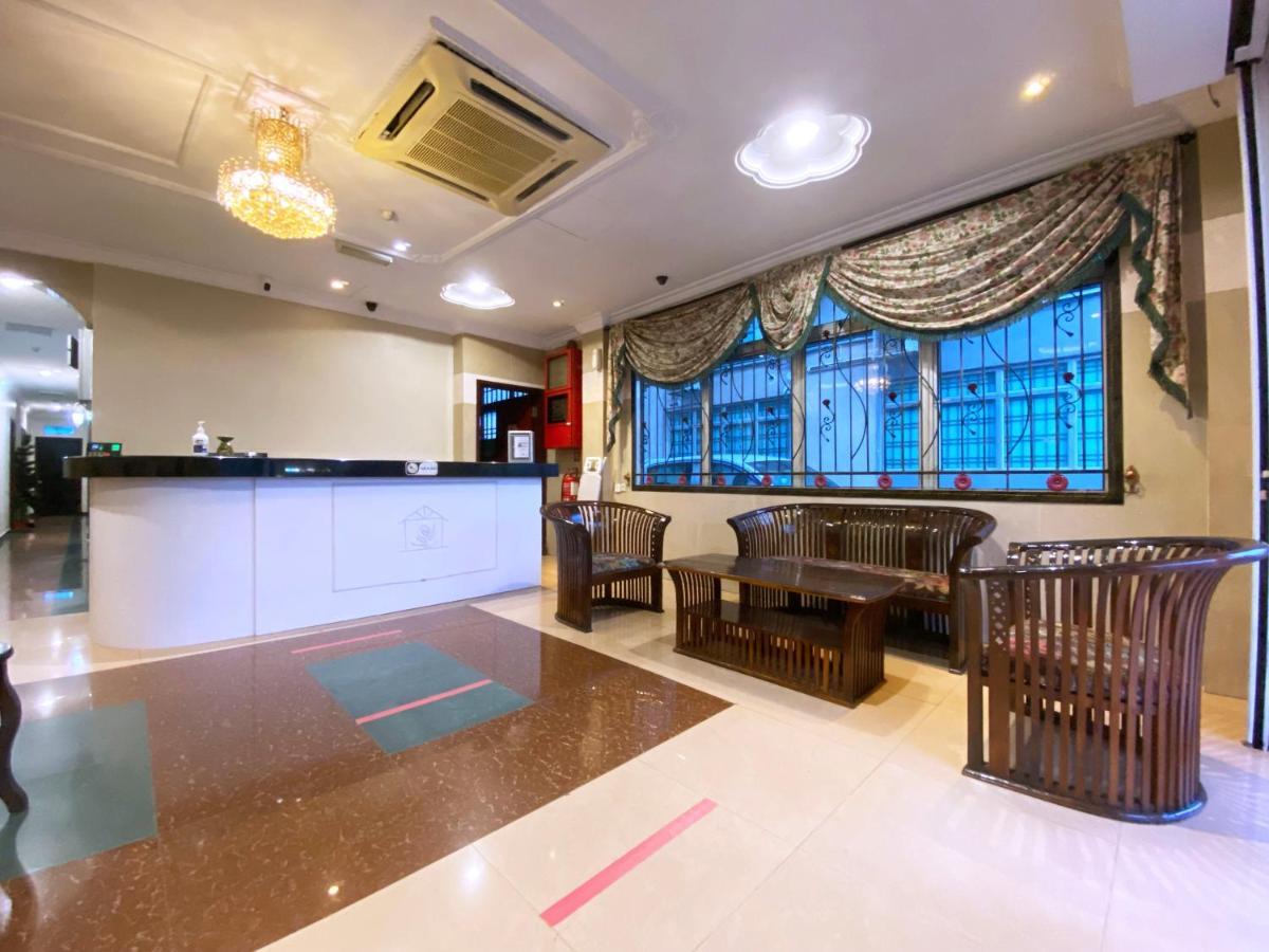Mr Hotel Nusa Bestari Skudai Dış mekan fotoğraf