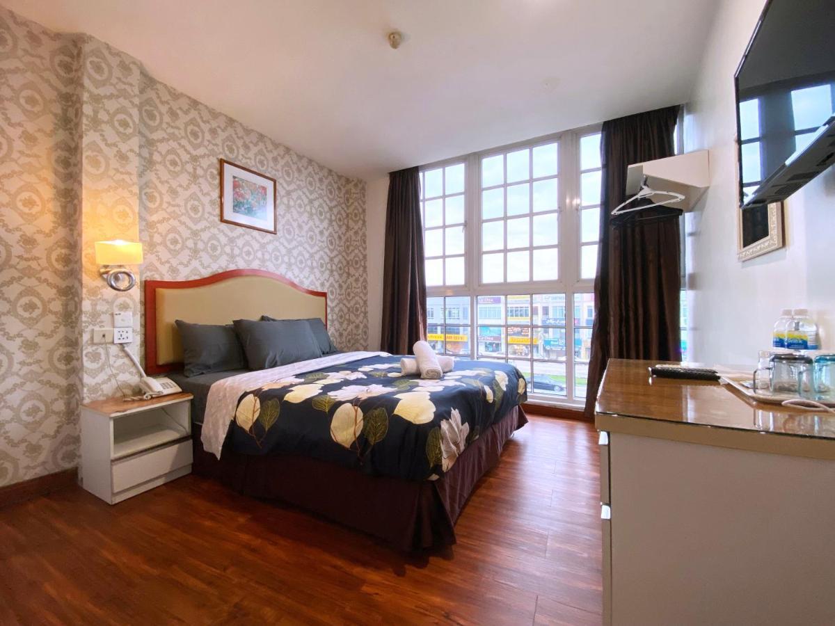 Mr Hotel Nusa Bestari Skudai Dış mekan fotoğraf