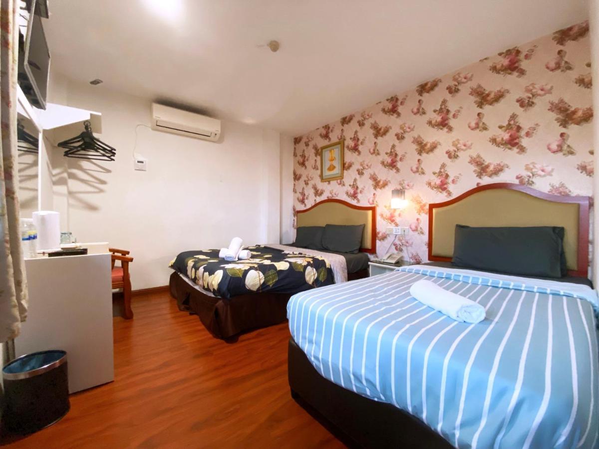 Mr Hotel Nusa Bestari Skudai Dış mekan fotoğraf