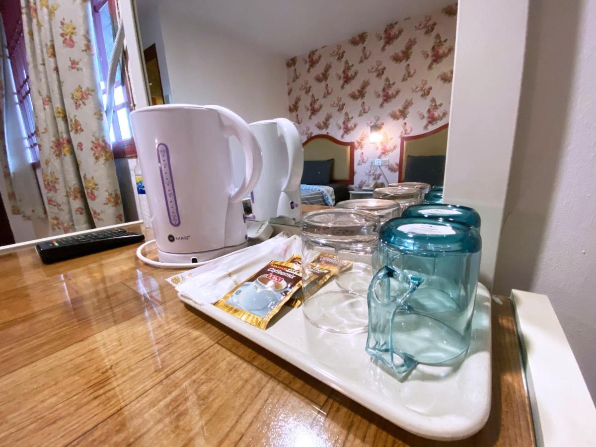 Mr Hotel Nusa Bestari Skudai Dış mekan fotoğraf